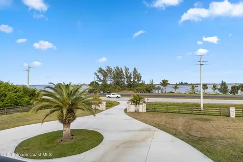 4620 Highway 1 Grant FL 32949
