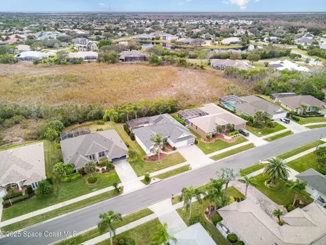 999 Fostoria Drive Melbourne FL 32940