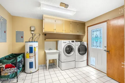 466 Rome Avenue NE Palm Bay FL 32907