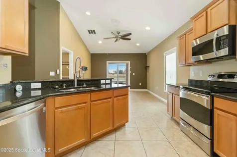2384 Snapdragon Drive NW Palm Bay FL 32907