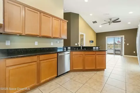 2384 Snapdragon Drive NW Palm Bay FL 32907