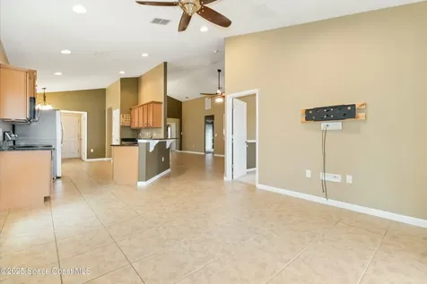 2384 Snapdragon Drive NW Palm Bay FL 32907