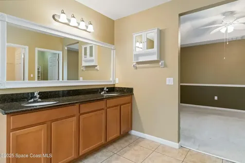 2384 Snapdragon Drive NW Palm Bay FL 32907
