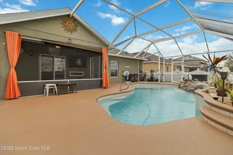 2384 Snapdragon Drive NW Palm Bay FL 32907
