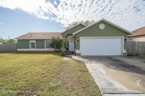1742 Ashcroft Street NW Palm Bay FL 32907