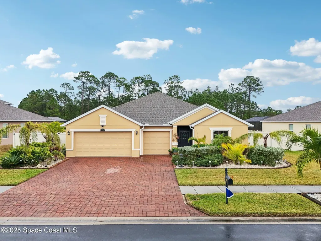 632 Gleneagles Drive SE Palm Bay FL 32909