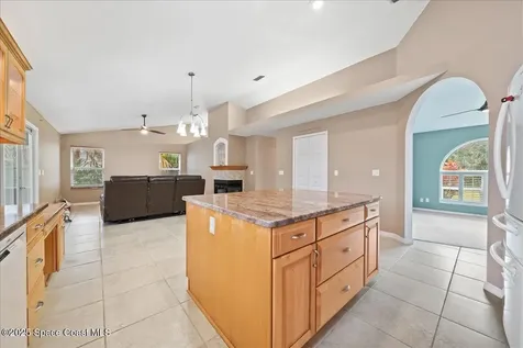 284 Hiawatha Way Melbourne Beach FL 32951