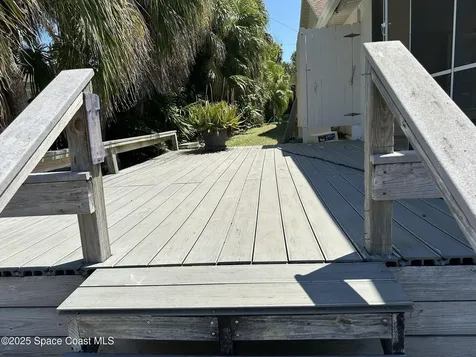284 Hiawatha Way Melbourne Beach FL 32951