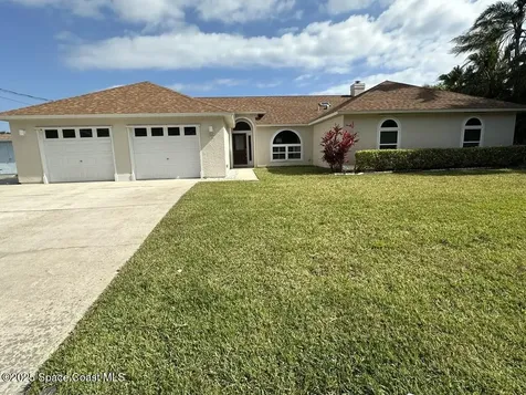 284 Hiawatha Way Melbourne Beach FL 32951