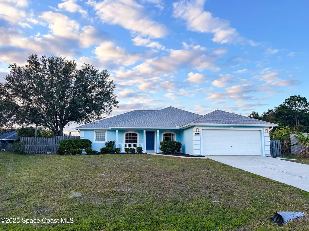 902 Ulster Avenue SE Palm Bay FL 32909