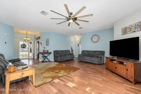 882 Cochran Road SE Palm Bay FL 32909