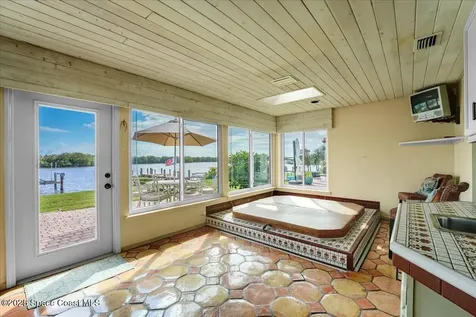 2570 Sykes Creek Drive Merritt Island FL 32953