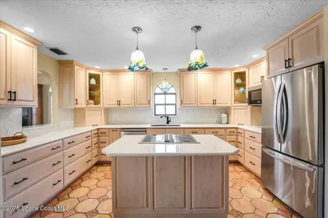 2570 Sykes Creek Drive Merritt Island FL 32953