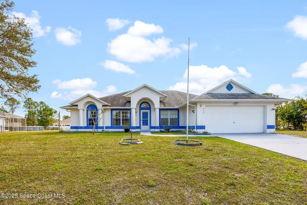 490 Bougainvillea Street NW Palm Bay FL 32907