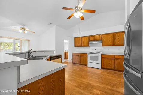 490 Bougainvillea Street NW Palm Bay FL 32907