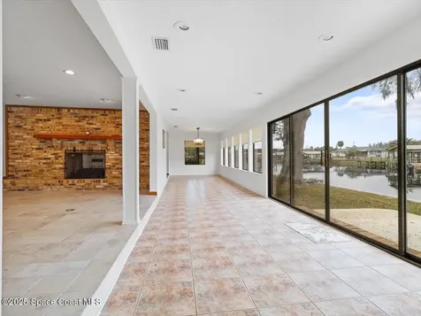 1610 Yellow Brick Road Astor FL 32102
