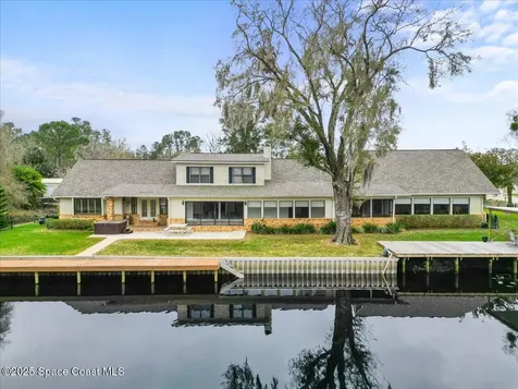 1610 Yellow Brick Road Astor FL 32102