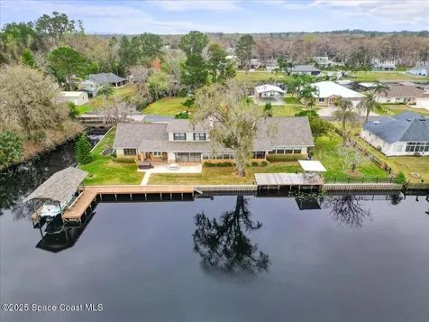1610 Yellow Brick Road Astor FL 32102