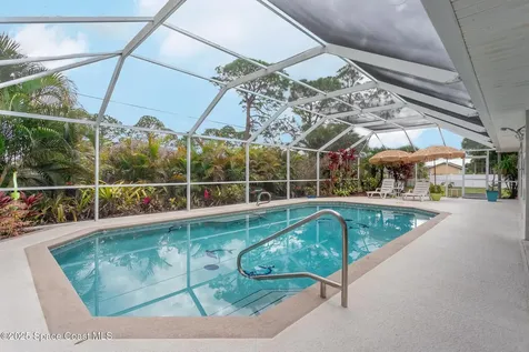 1263 Perry Avenue NW Palm Bay FL 32907