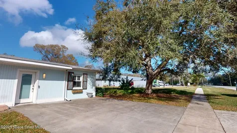 1835 42nd Avenue Vero Beach FL 32960