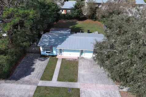 1835 42nd Avenue Vero Beach FL 32960