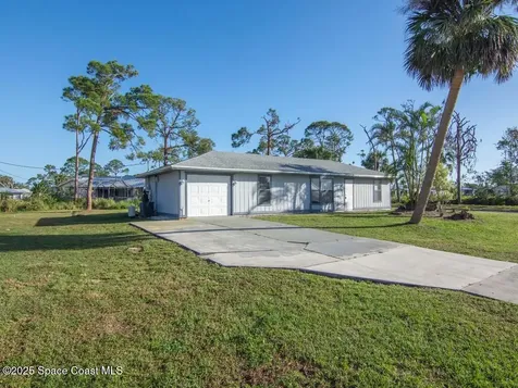 6502 Kenwood Road Fort Pierce FL 34951