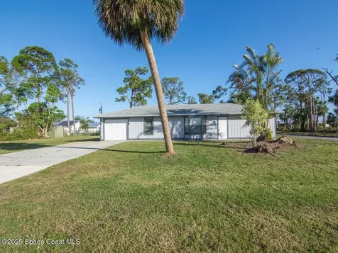 6502 Kenwood Road Fort Pierce FL 34951