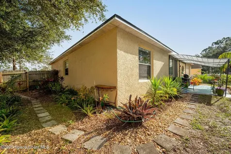 845 Sandhurst Court Titusville FL 32780