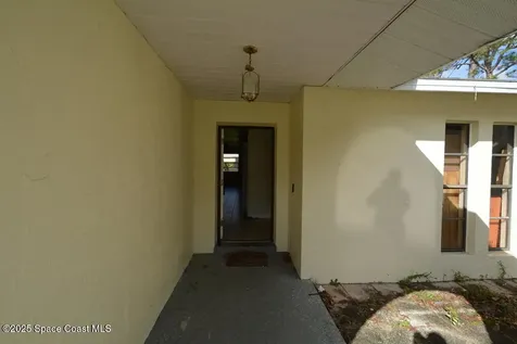 128 Crown Avenue NE Palm Bay FL 32907