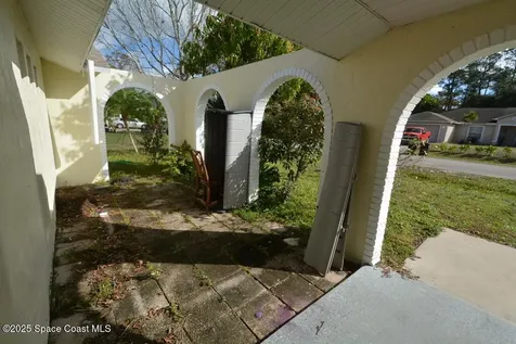 128 Crown Avenue NE Palm Bay FL 32907
