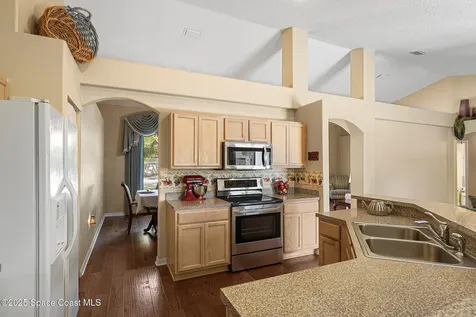 2463 Woodfield Circle Melbourne FL 32904