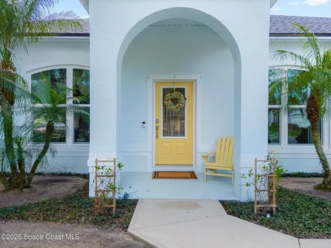 2463 Woodfield Circle Melbourne FL 32904