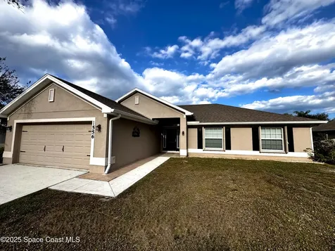 1556 Eastlake Lane Sebastian FL 32958
