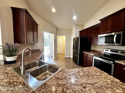 1556 Eastlake Lane Sebastian FL 32958