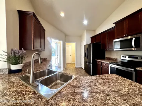1556 Eastlake Lane Sebastian FL 32958