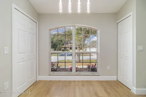 835 Glencove Avenue NW Palm Bay FL 32907