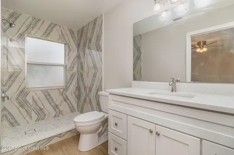 835 Glencove Avenue NW Palm Bay FL 32907