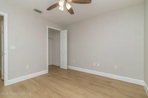 835 Glencove Avenue NW Palm Bay FL 32907