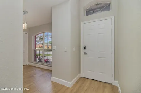 835 Glencove Avenue NW Palm Bay FL 32907