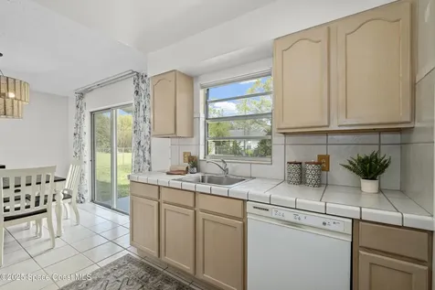 172 E Haven Drive Melbourne FL 32904