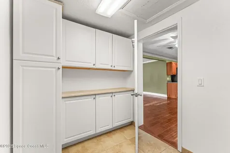 515 N Division Street Oviedo FL 32765