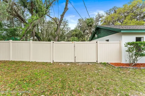 515 N Division Street Oviedo FL 32765