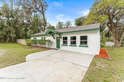 515 N Division Street Oviedo FL 32765