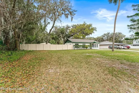 515 N Division Street Oviedo FL 32765