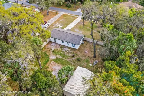 515 N Division Street Oviedo FL 32765