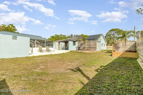 510 Entrada Street SE Palm Bay FL 32909