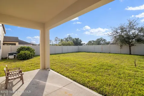 950 Dillard Drive SE Palm Bay FL 32909