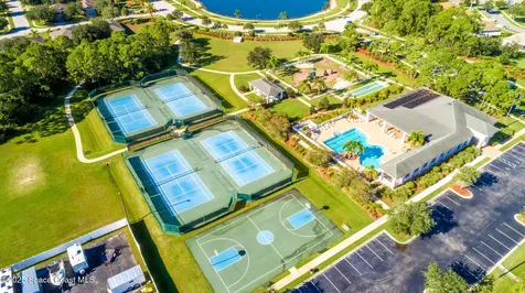 950 Dillard Drive SE Palm Bay FL 32909