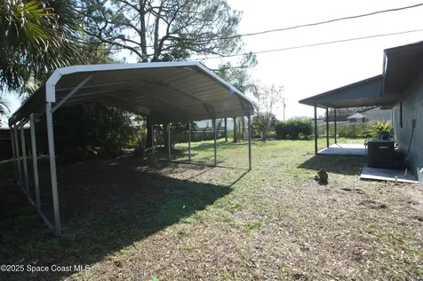 1011 Colonial Avenue SE Palm Bay FL 32909