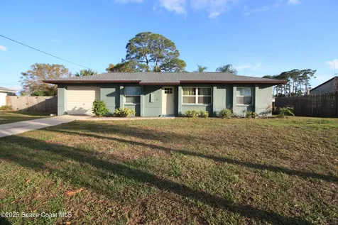 1011 Colonial Avenue SE Palm Bay FL 32909